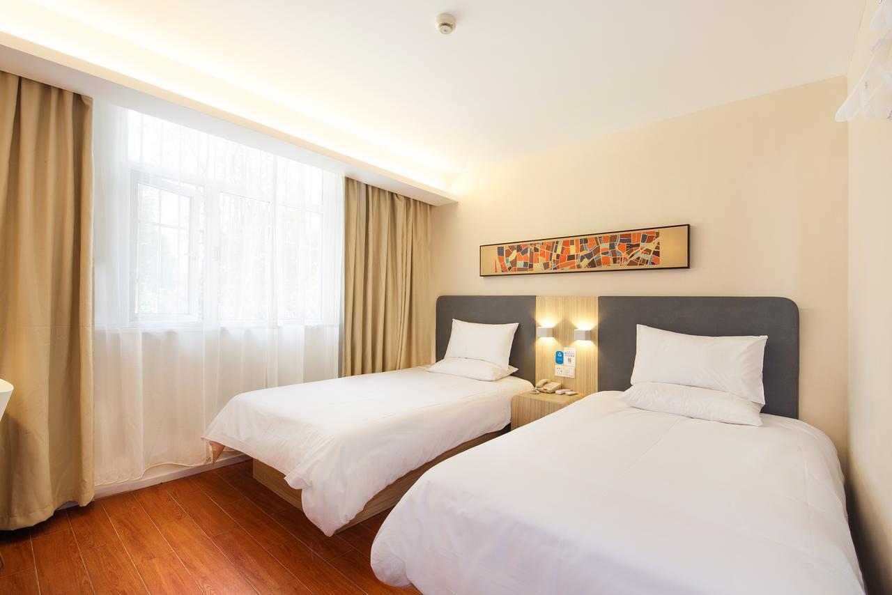 Hanting Hotel Shanghai Chunsha Jinhui Plaza Exterior foto